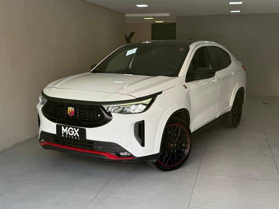 FIAT FASTBACK 1.3 TURBO 270 FLEX ABARTH AT6 FIAT FASTBACK 1.3 TURBO 270 FLEX ABARTH AT6
